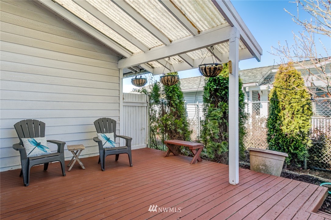 16618 124th Avenue Southeast Renton, WA 98058 - Photo 16 of 21 a outdoor view with a sitting space