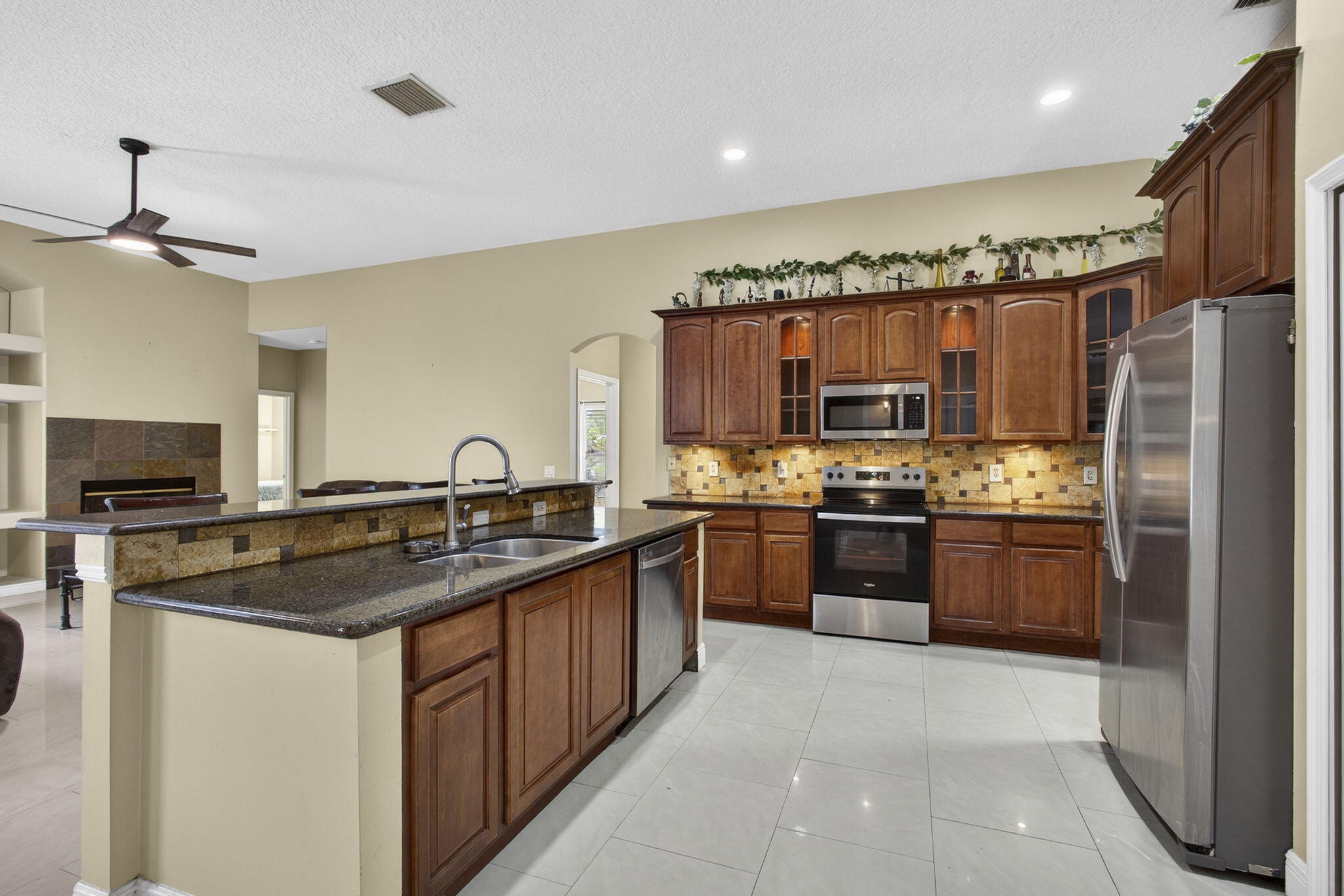 17044 72nd Road North Loxahatchee, FL 33470 - Photo 10 of 50 Kitchen