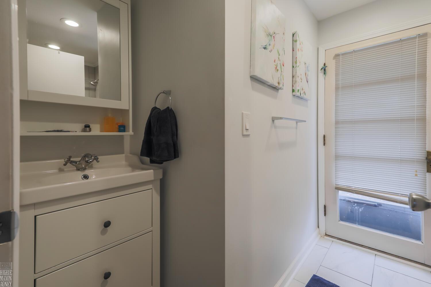 1303 Devonshire Road Grosse Pointe Park, MI 48230 - Photo 19 of 20