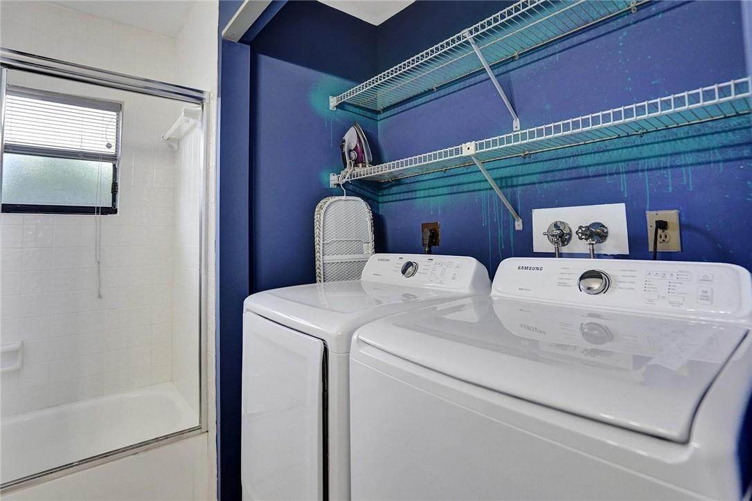 10066 Camelback Lane Boca Raton, FL 33498 - Photo 20 of 34 a utility room with dryer and washer