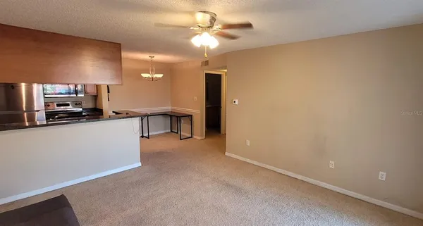 $125,000 | 302 Lake Parsons Green, Unit 102, Brandon, FL 33511