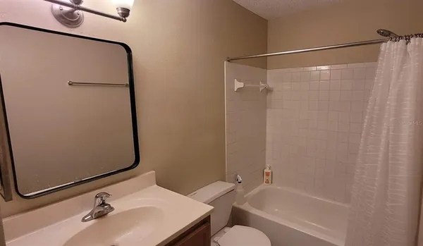 $125,000 | 302 Lake Parsons Green, Unit 102, Brandon, FL 33511