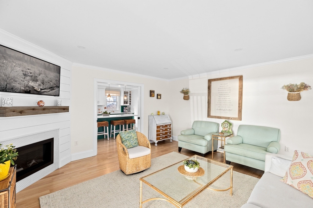 5 Vernon Avenue Hull, MA 02045 - Photo 9 of 33