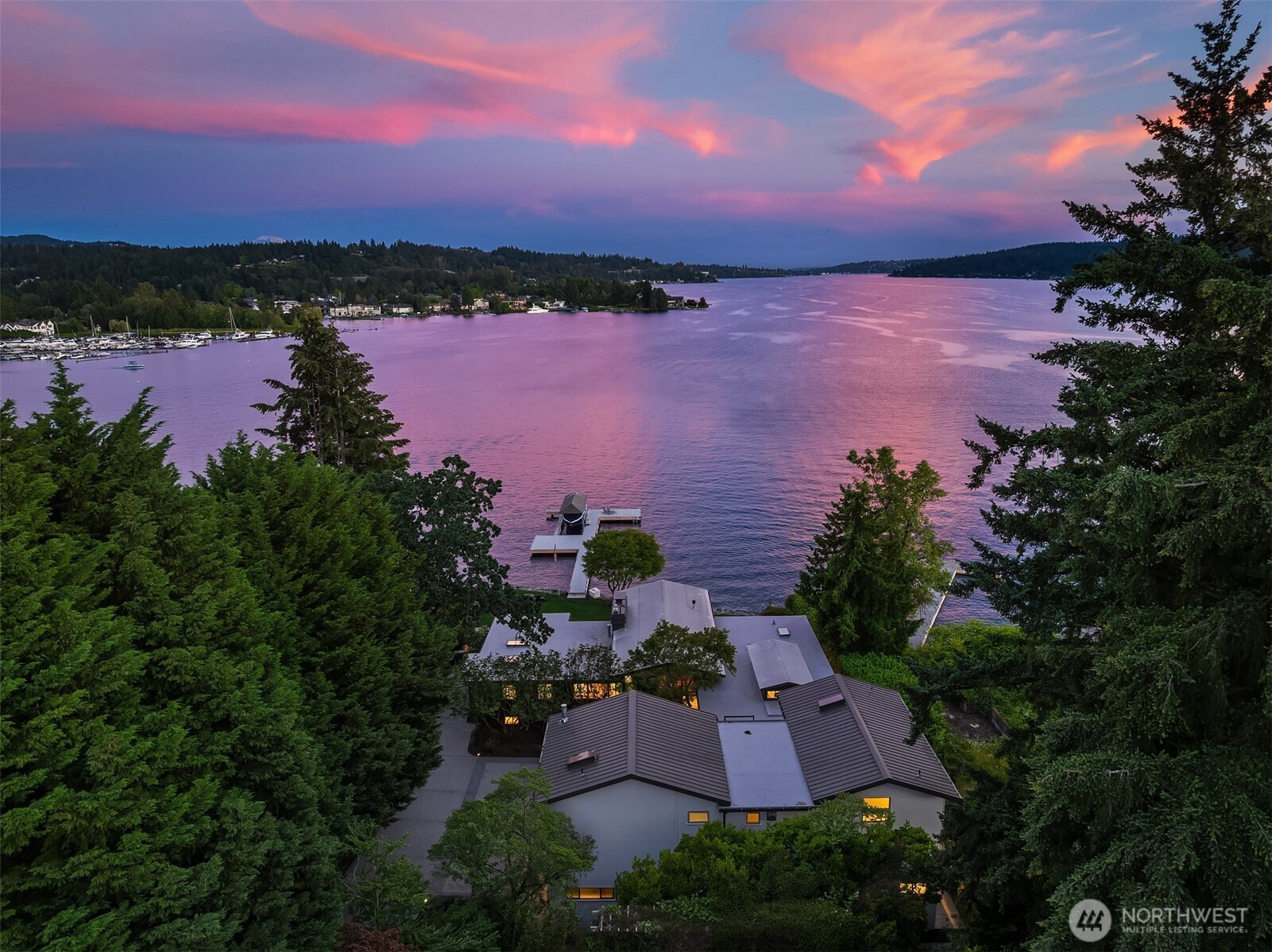 10929 Southeast Lake Road Bellevue, WA 98004 - Photo 2 of 40