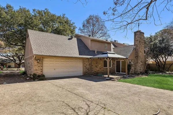 $2,999 | 1704 Venetian Circle, Arlington, TX 76013
