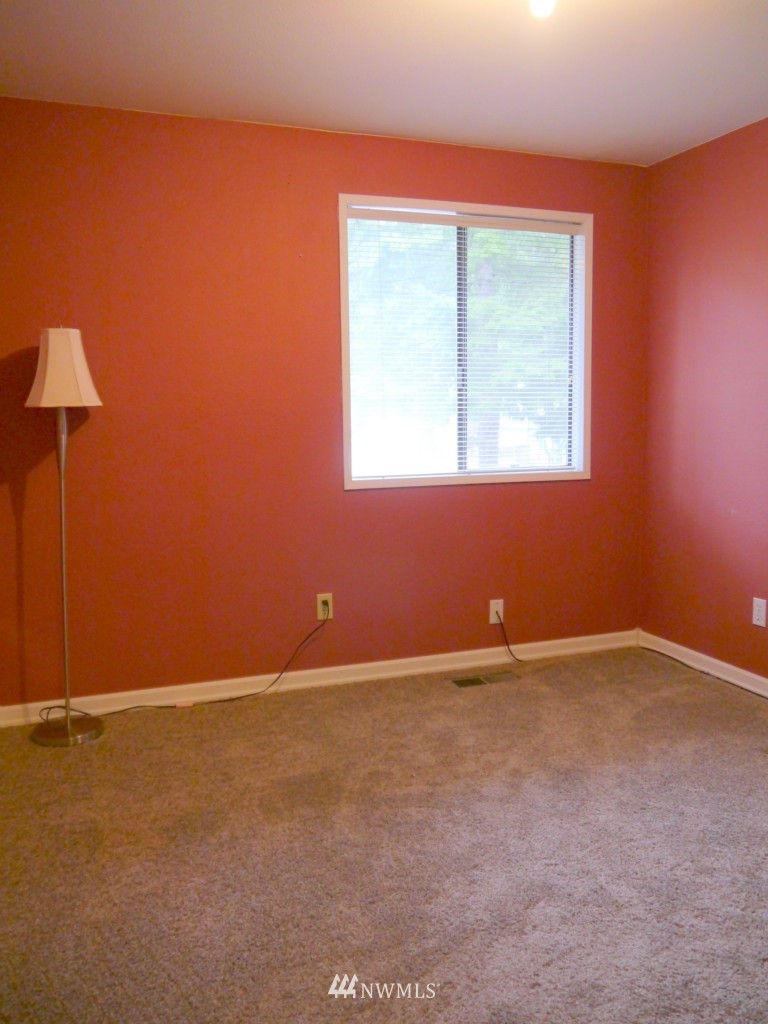 45417 Southeast Tanner Road North Bend, WA 98045 - Photo 11 of 24 Gallery Image 11