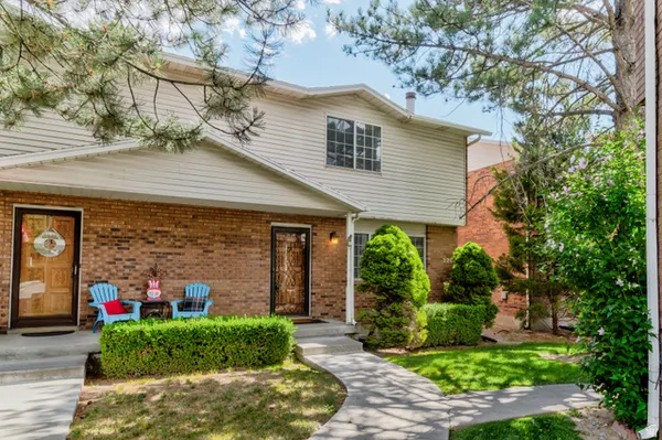 $475,000 | 2242 East Grand Spruce Cove, Unit 12, Holladay, UT 84117