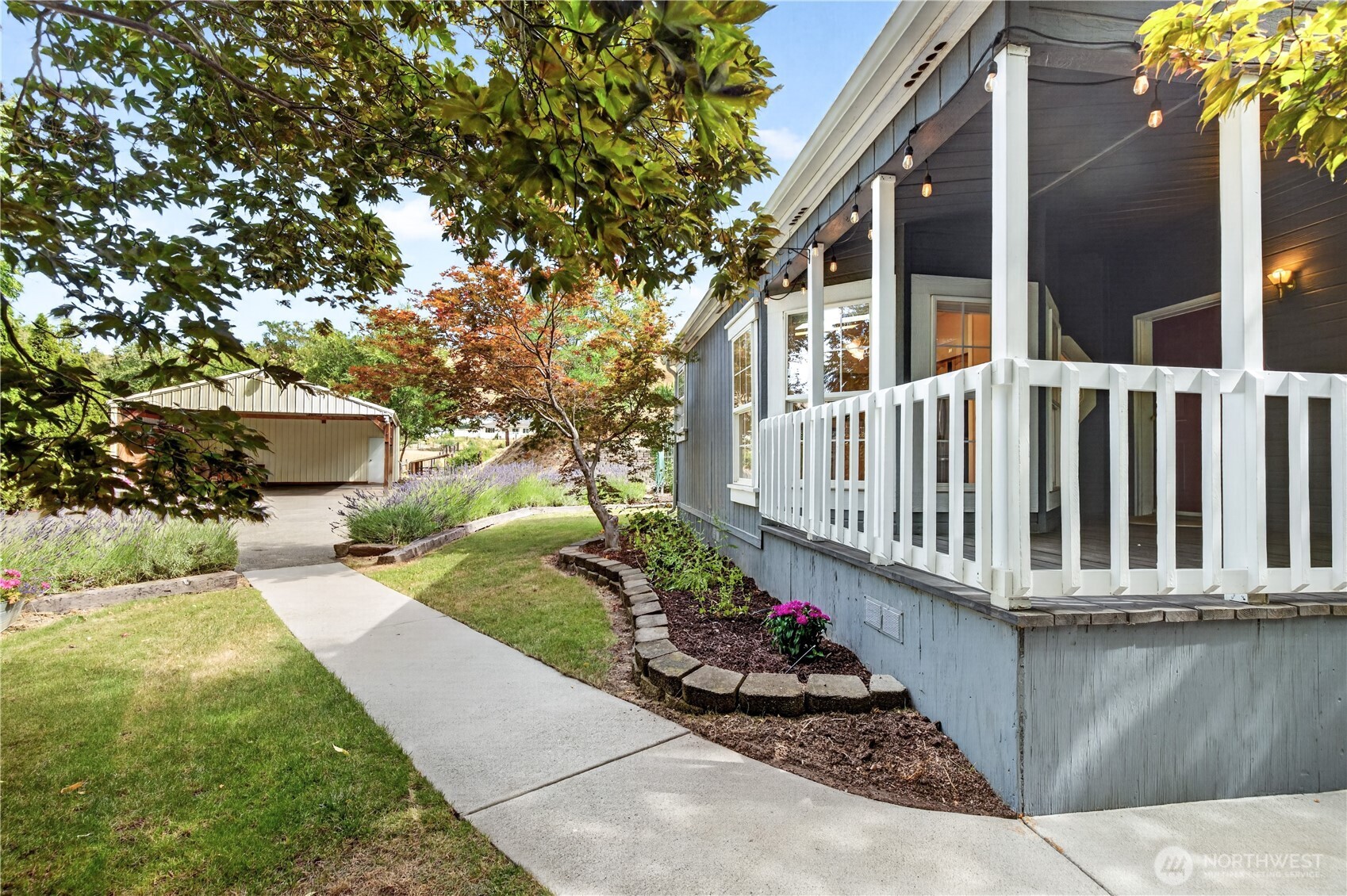 1800 Lower Monitor Road Wenatchee, WA 98801 - Photo 4 of 23