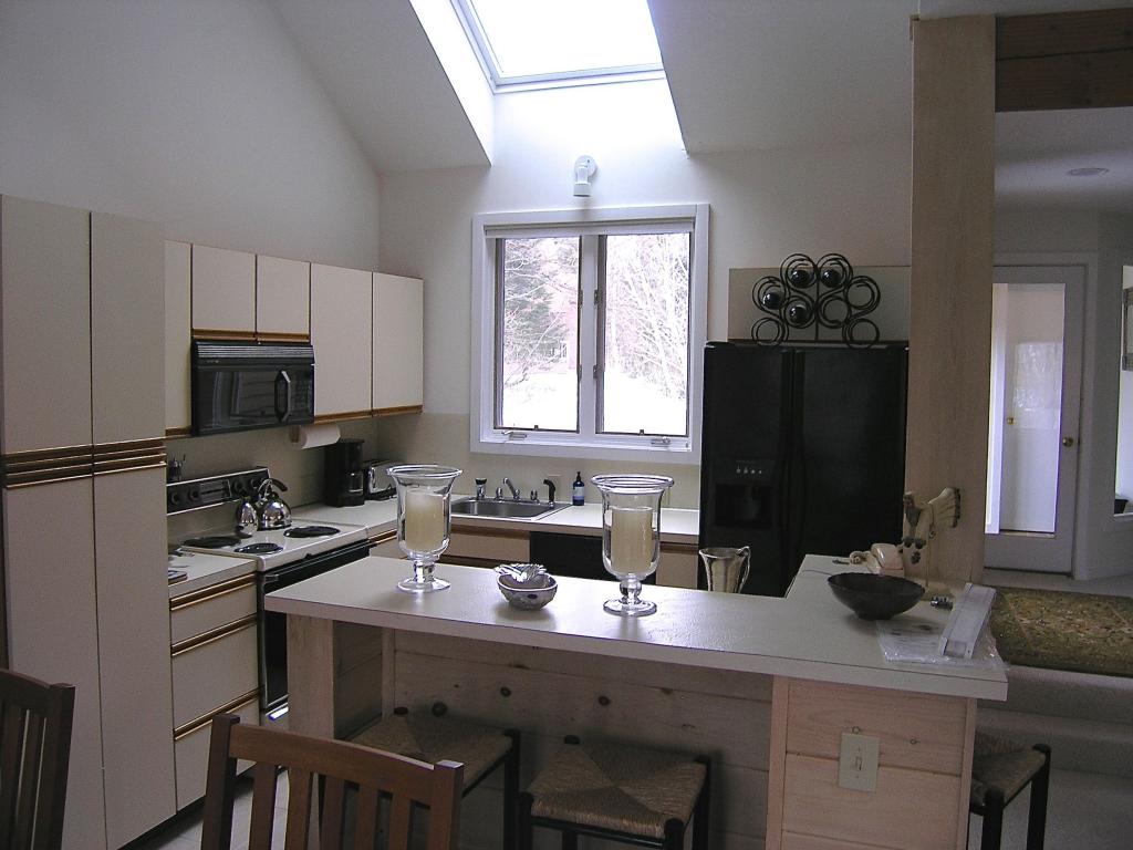 12 Forest Rim Way, Unit E1 Waterville Valley, NH 03215 - Photo 5 of 36 Gallery Image 5