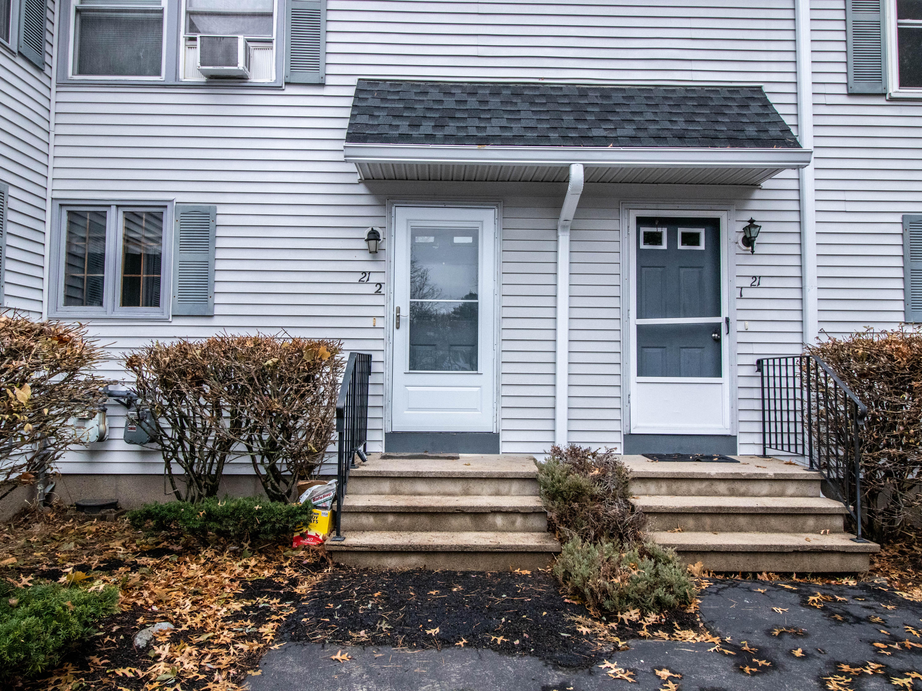 21 Valley Street, Unit 2 South Portland, ME 04106 - Photo 1 of 21 _MG_9002