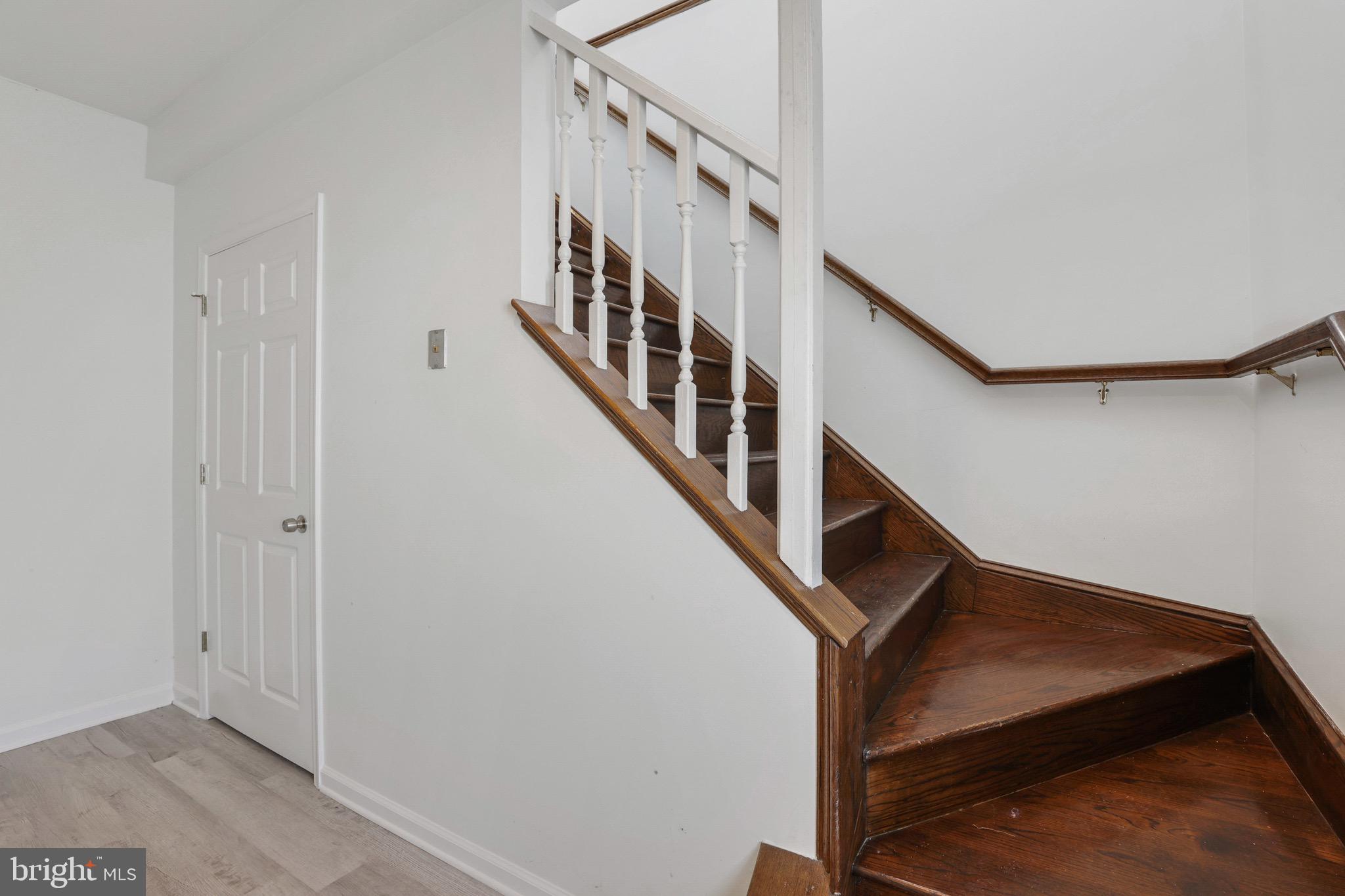 1414 Shore Road Baltimore, MD 21220 - Photo 17 of 92