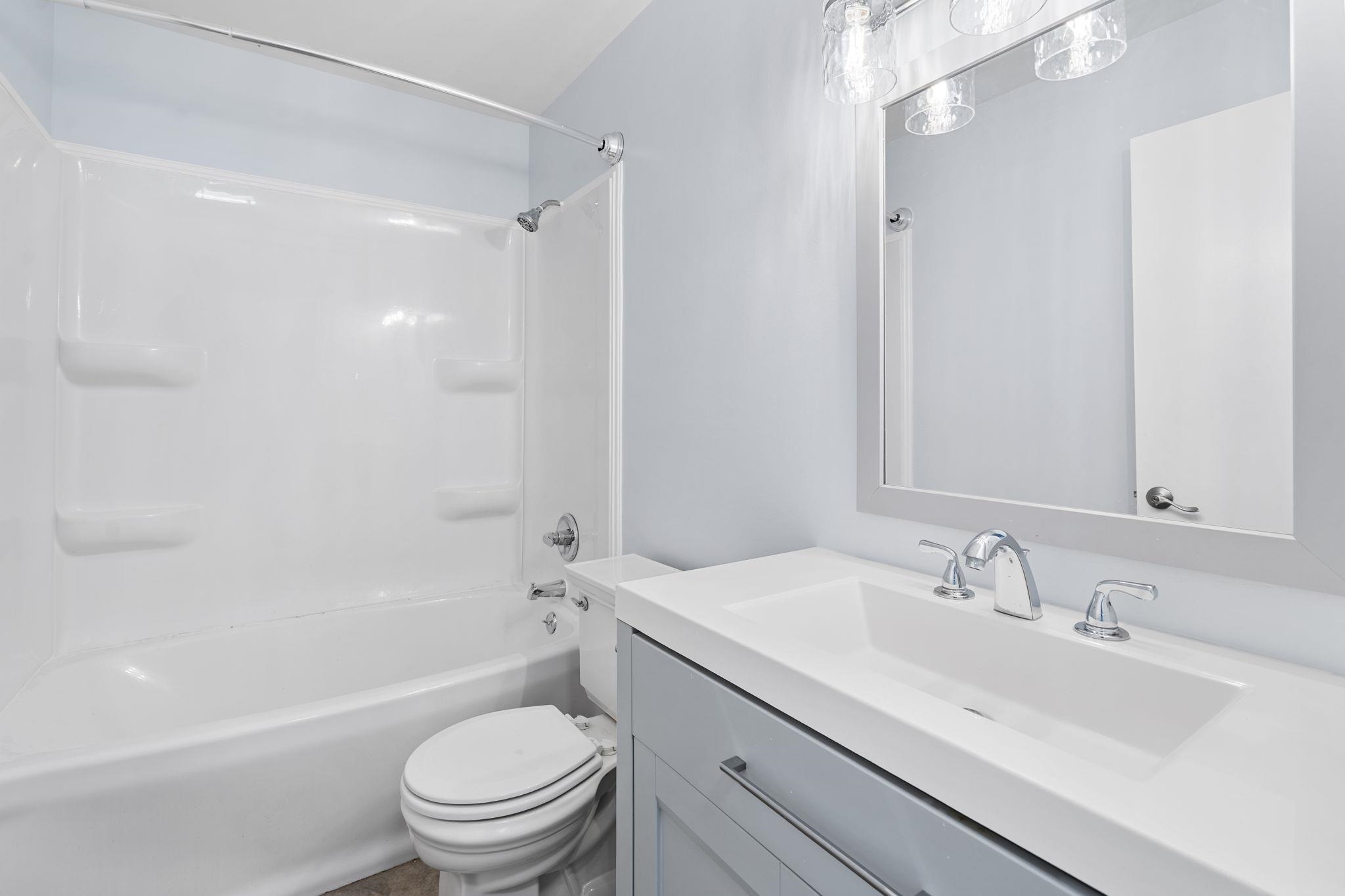 8714 South Maple City Road Maple City, MI 49664 - Photo 23 of 52 1947788-a14dc1f1-d8d0-40f3-8605-7205c054967c.JPG
