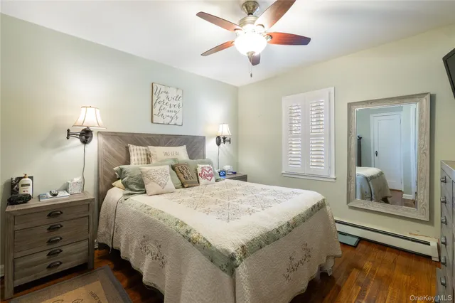 $899,000 | 959 North 5th Street, New Hyde Park, NY 11040