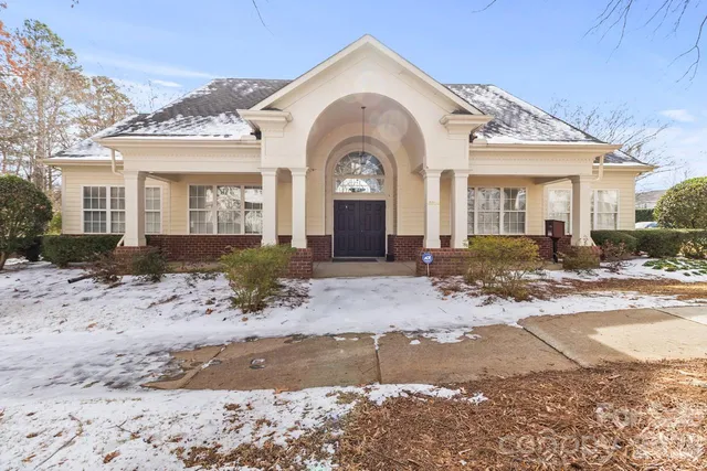 $289,900 | 18001 Delmas Drive, Unit 3C, Cornelius, NC 28031