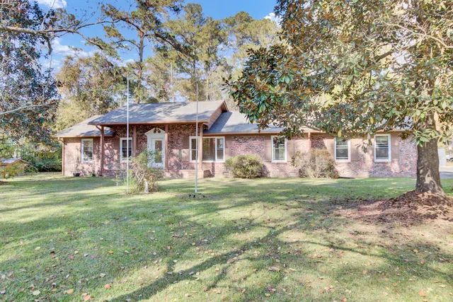 $429,900 | 139 Pecan Drive, Summerville, SC 29483