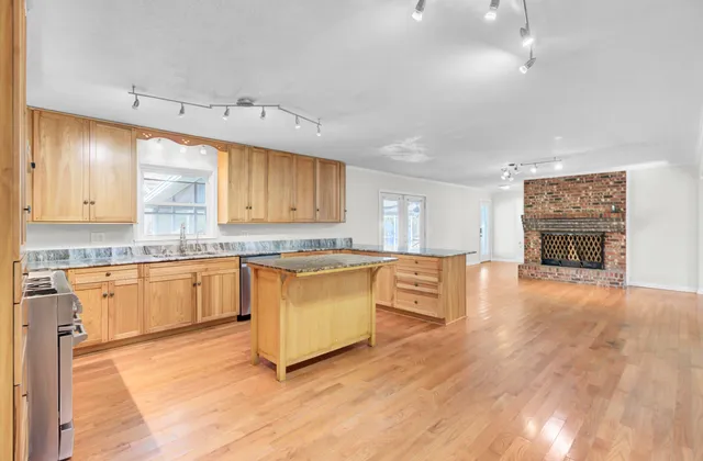 $429,900 | 139 Pecan Drive, Summerville, SC 29483