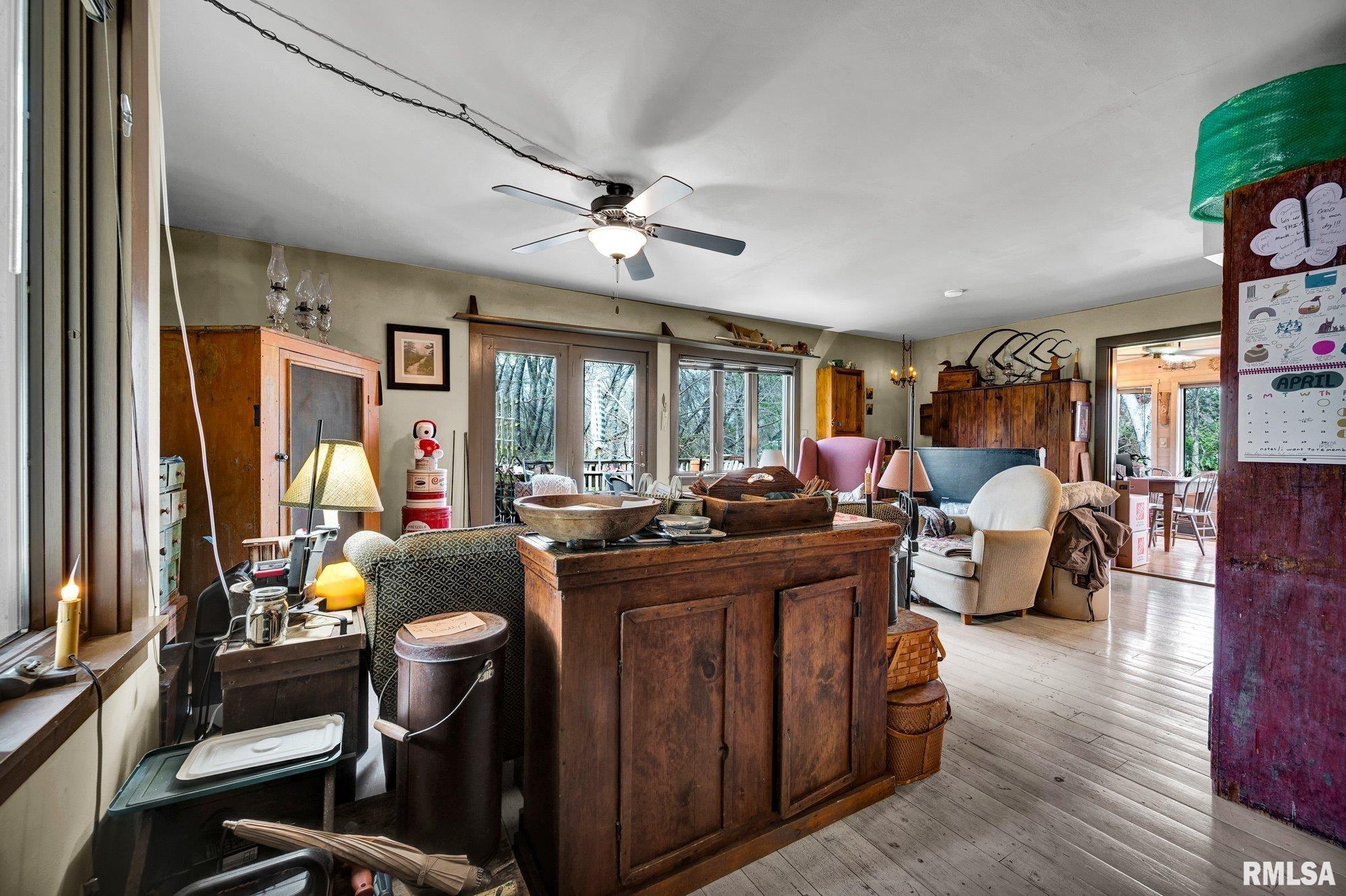 2314 South Skyway Road Bartonville, IL 61607 - Photo 8 of 40