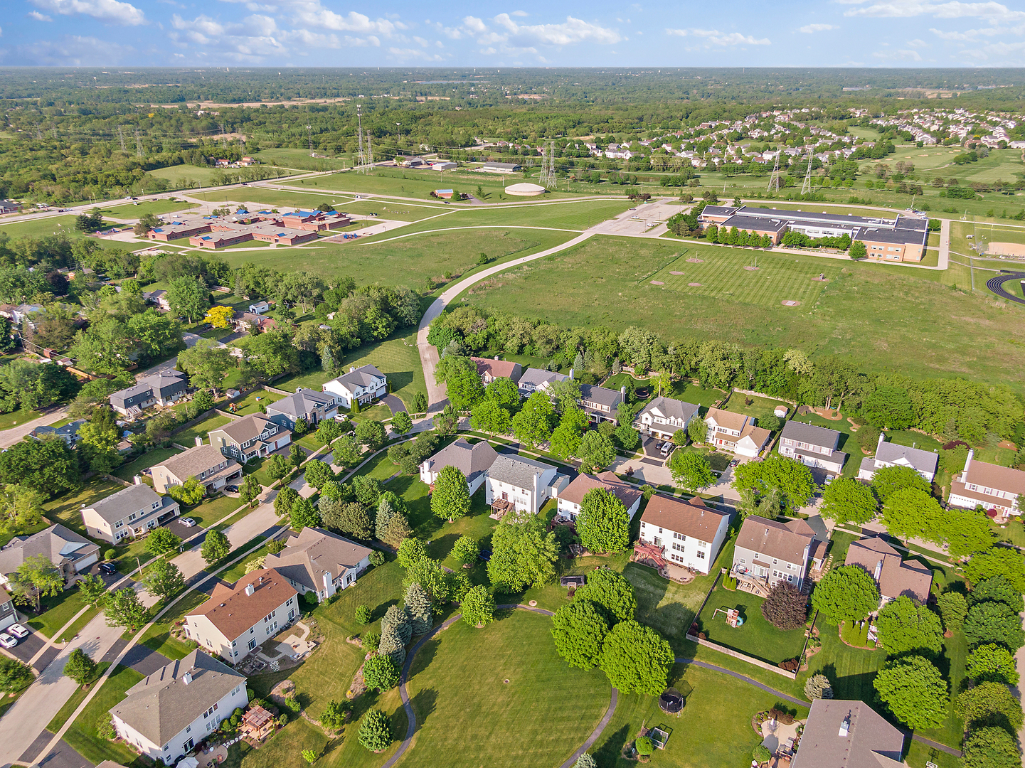 385 Sterling Circle Cary, IL 60013 - Photo 30 of 31 a view of a city