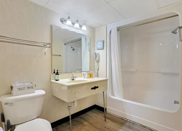 $329,000 | 205 74th Avenue North, Unit 1501, Myrtle Beach, SC 29572