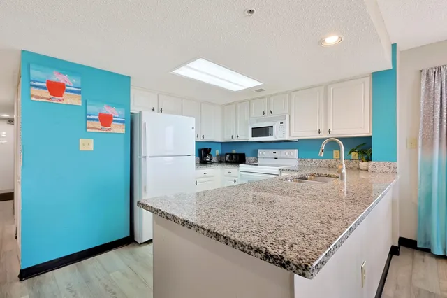 $329,000 | 205 74th Avenue North, Unit 1501, Myrtle Beach, SC 29572