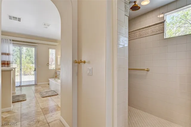 $6,000 | 209 Surtees Point Street, Las Vegas, NV 89144