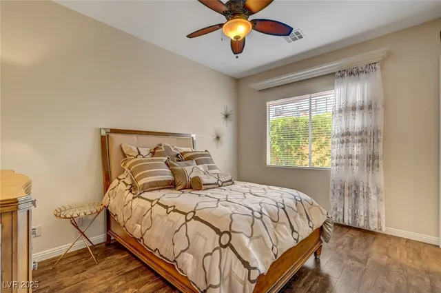 $6,000 | 209 Surtees Point Street, Las Vegas, NV 89144