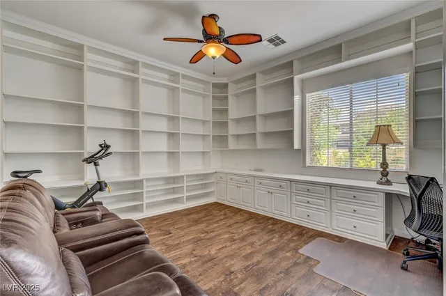 $6,000 | 209 Surtees Point Street, Las Vegas, NV 89144