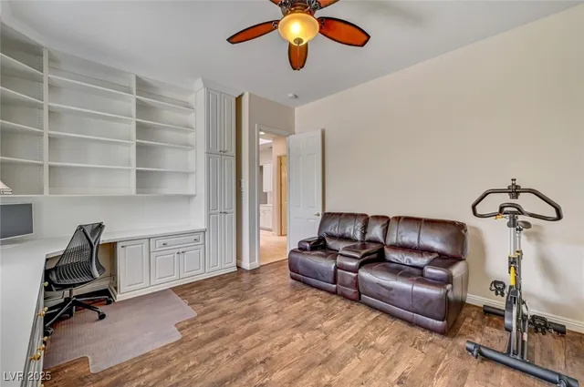 $6,000 | 209 Surtees Point Street, Las Vegas, NV 89144