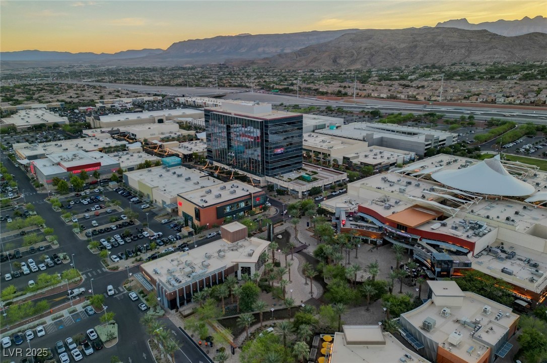 209 Surtees Point Street Las Vegas, NV 89144 - Photo 10 of 73