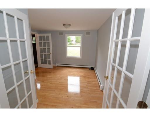 168 Groton Road Chelmsford, MA 01863 - Photo 9 of 22