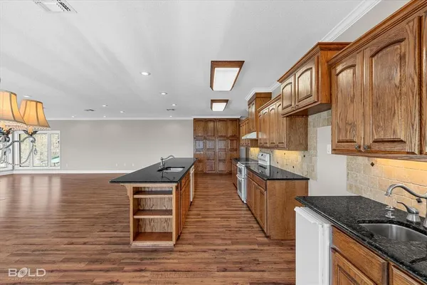 $799,900 | 429 Robinson Lane, Homer, LA 71040