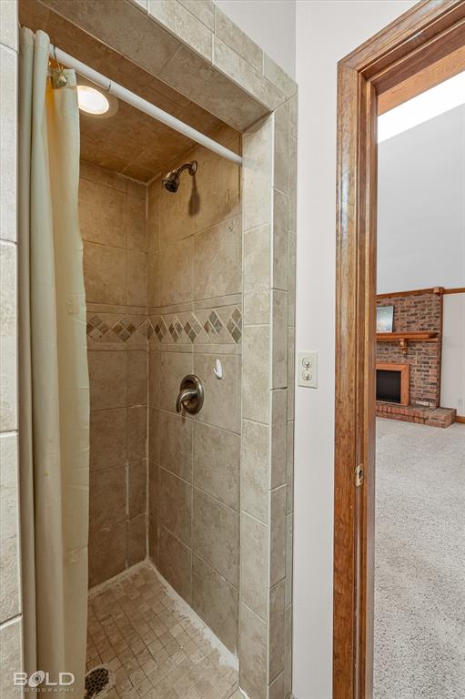 429 Robinson Lane Homer, LA 71040 - Photo 26 of 40 a bathroom with a shower