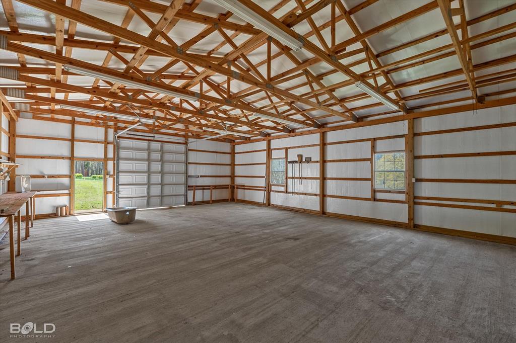 429 Robinson Lane Homer, LA 71040 - Photo 40 of 40 a view of a room with gym equipment