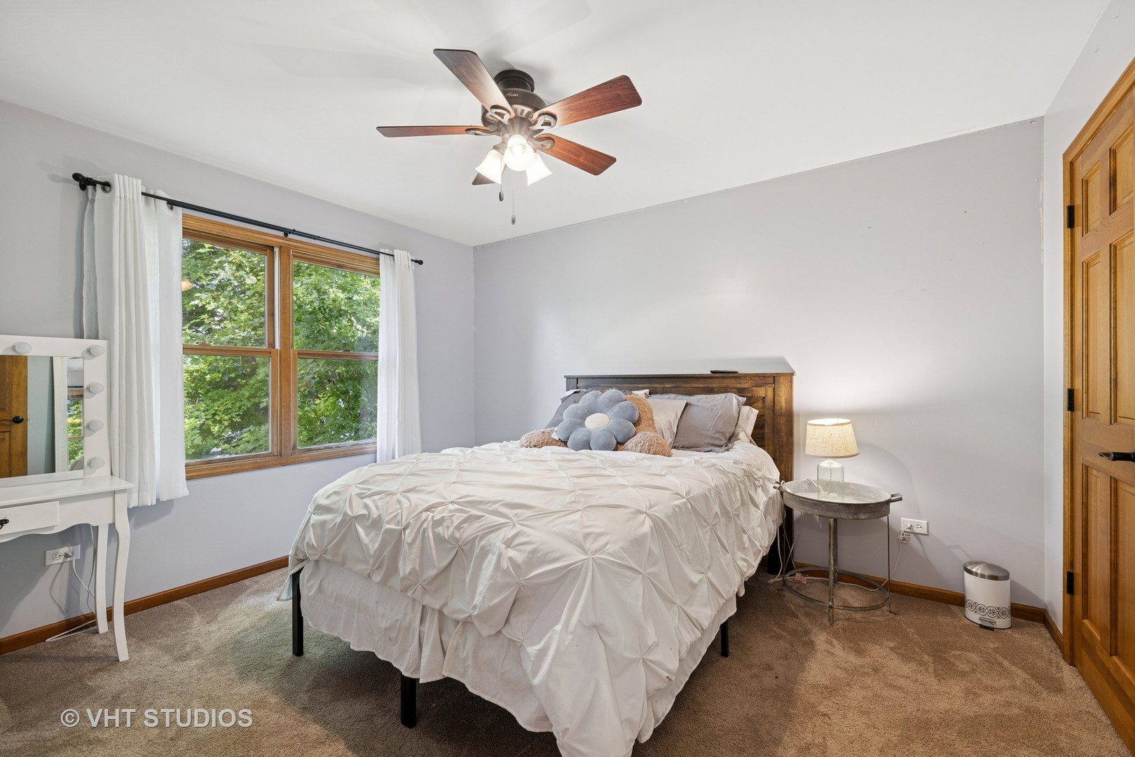 1177 Dovercliff Way Crystal Lake, IL 60014 - Photo 19 of 32 a bedroom with a bed and window