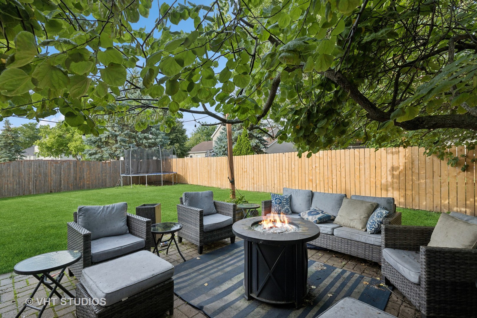 1177 Dovercliff Way Crystal Lake, IL 60014 - Photo 24 of 32 a view of outdoor dining space with a patio and a garden