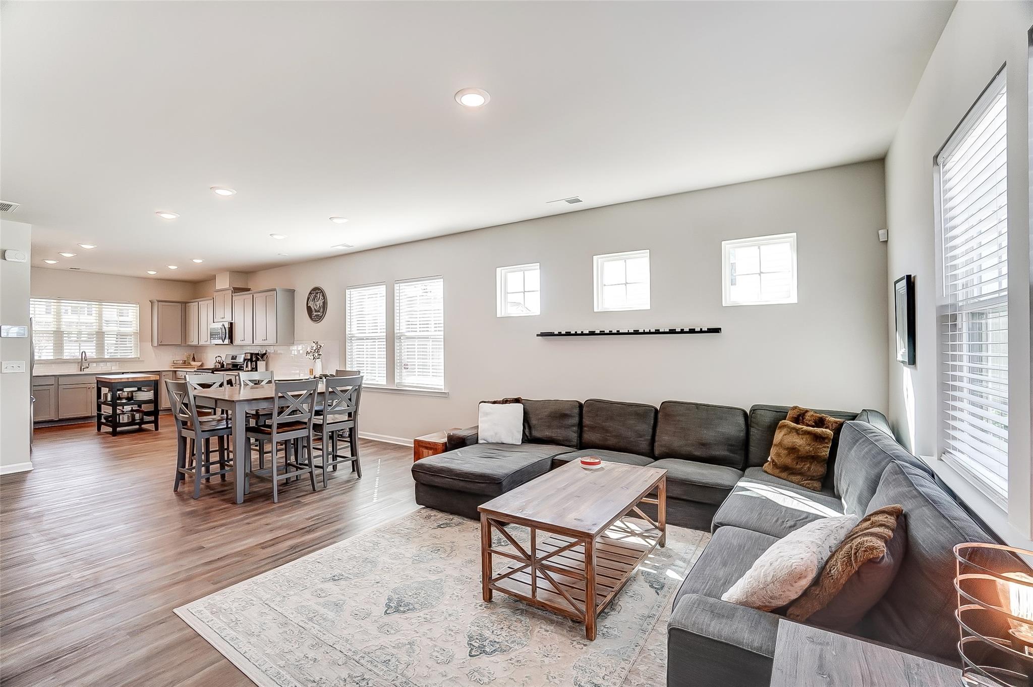 1640 Corwin Bend Road Tega Cay, SC 29708 - Photo 9 of 33 Gallery Image 9