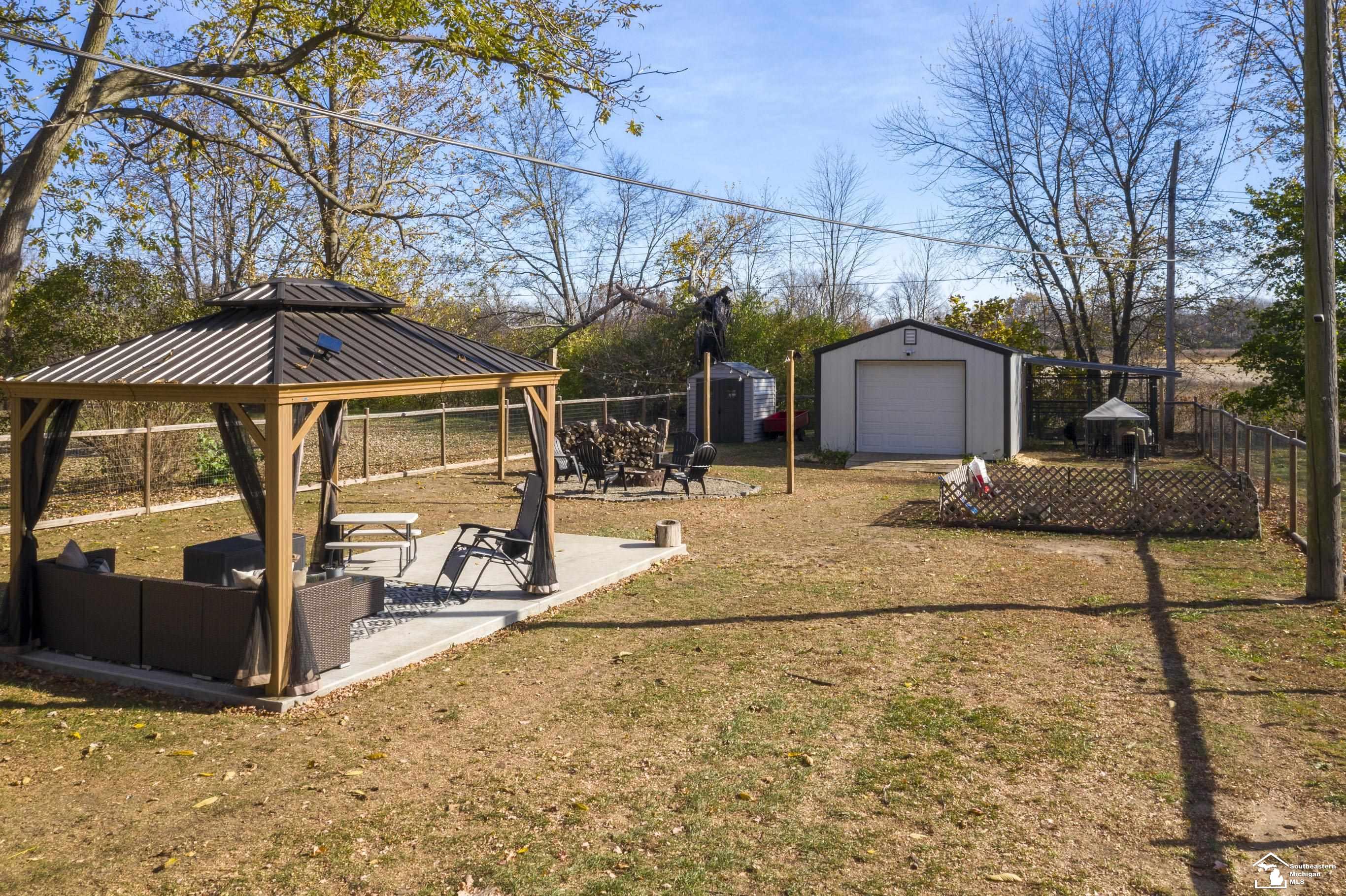 667 Riley Street Dundee, MI 48131 - Photo 28 of 30 50160230-ce519057-6424-4501-abf6-2cff602d43b3.JPG
