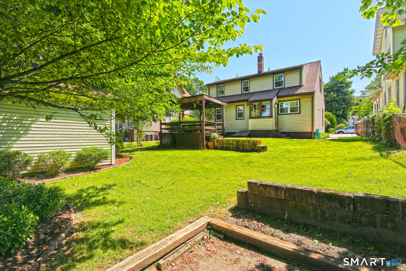 11 Winter Street Ansonia, CT 06401 - Photo 37 of 40