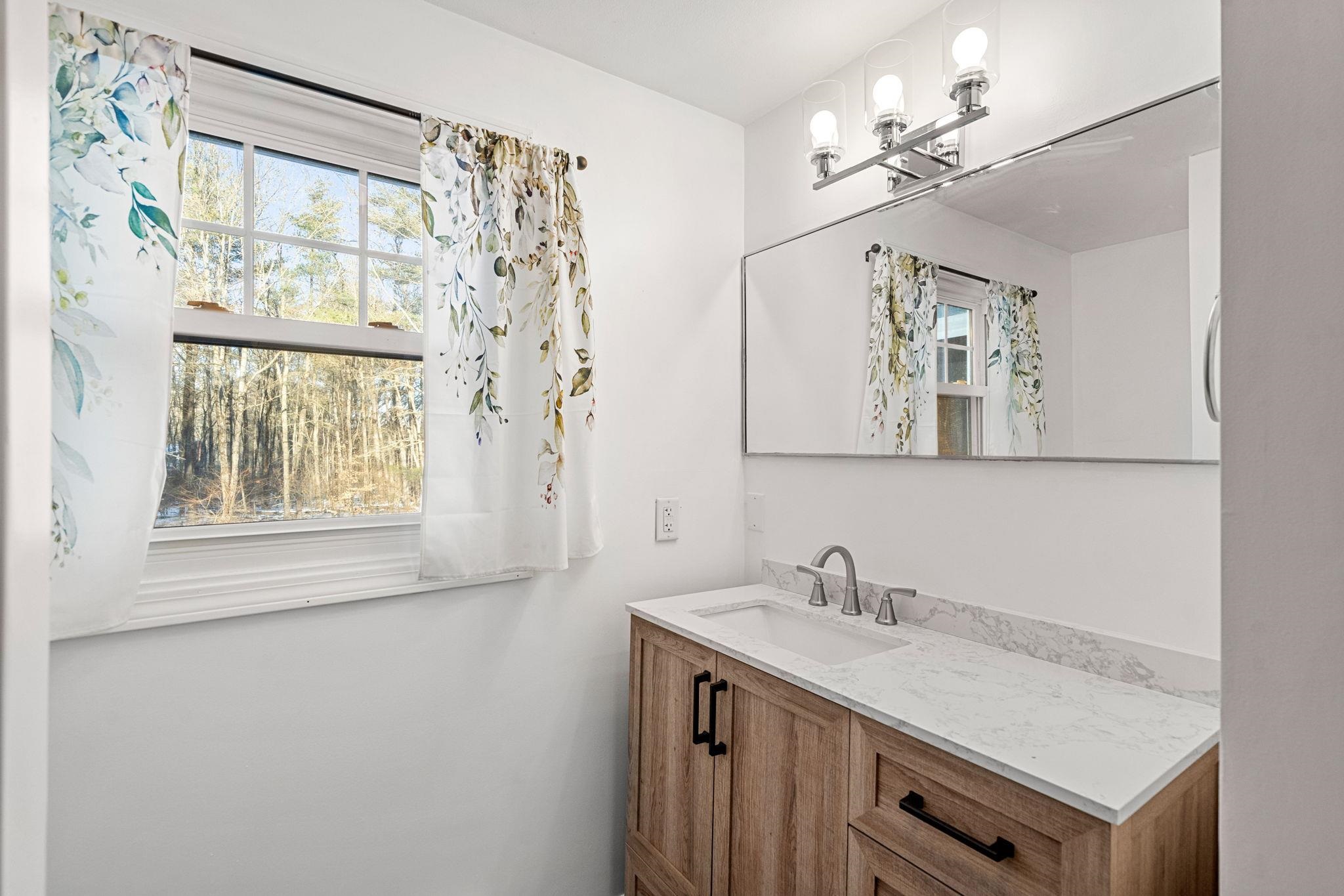 201 Wednesday Hill Road Durham, NH 03824 - Photo 15 of 33 Gallery Image 15