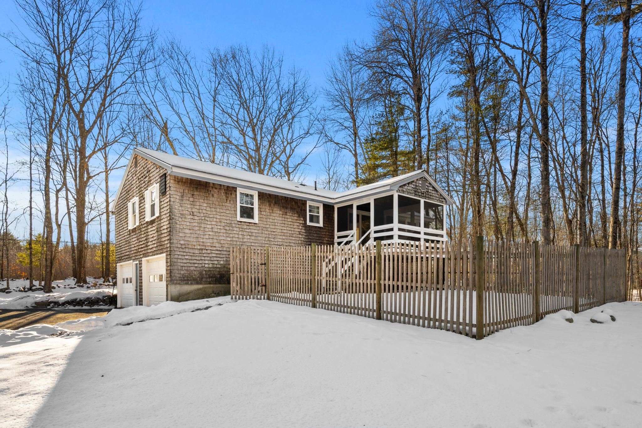 201 Wednesday Hill Road Durham, NH 03824 - Photo 3 of 33 Gallery Image 3