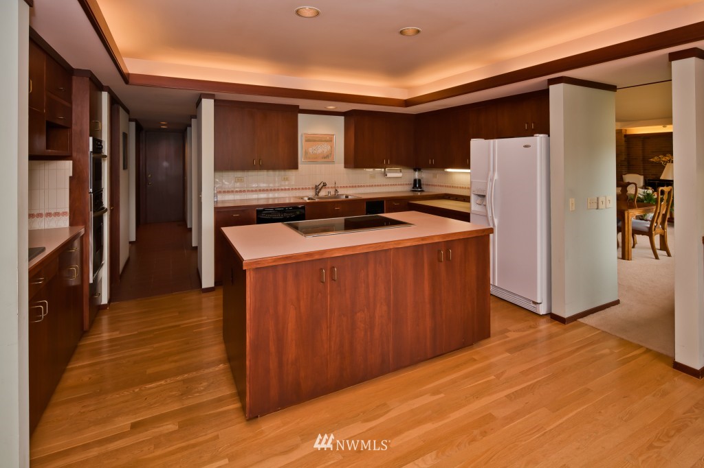 1475 East Bakerview Road Bellingham, WA 98226 - Photo 9 of 22 Gallery Image 9