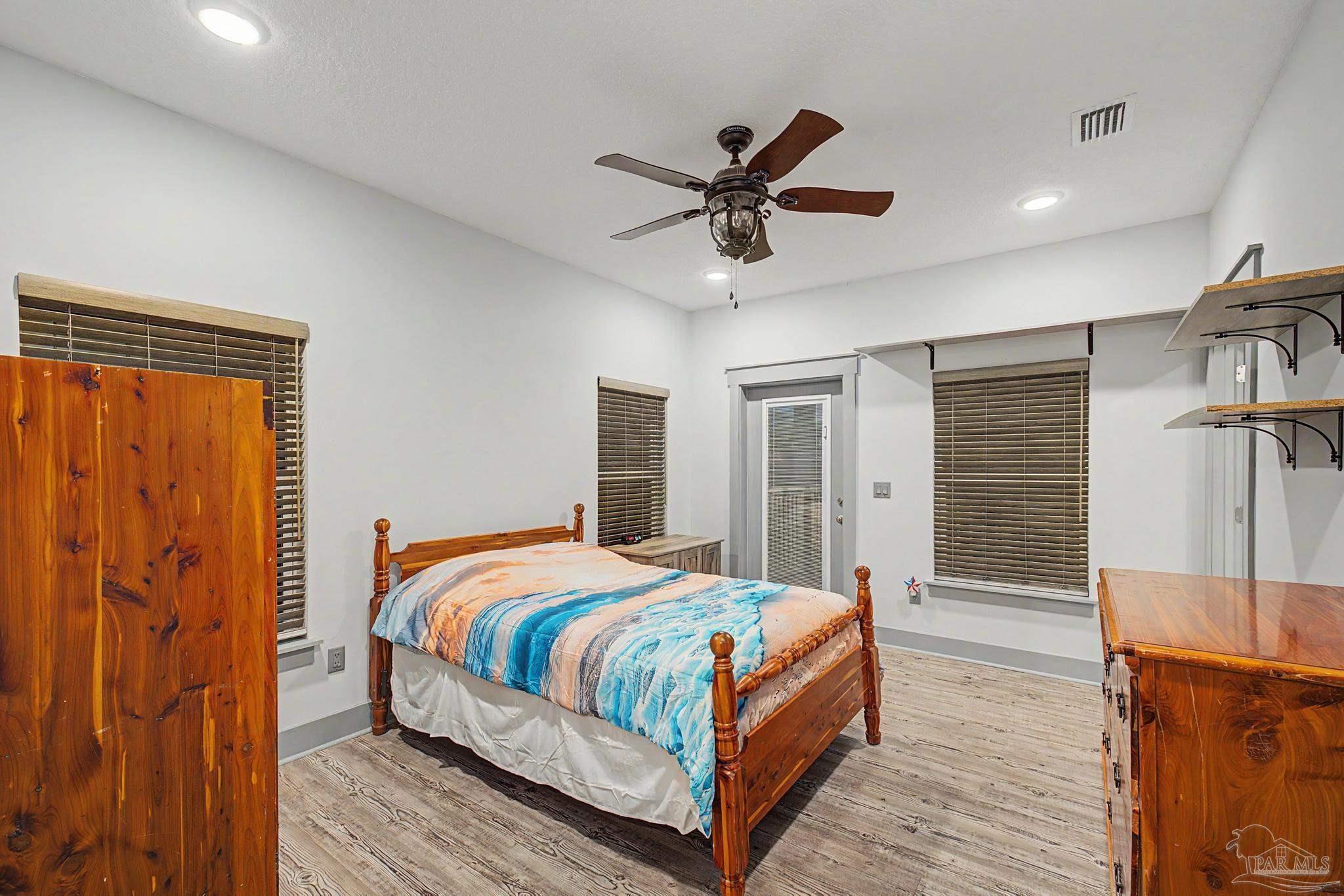 305 Garcon Point Road Milton, FL 32583 - Photo 31 of 37