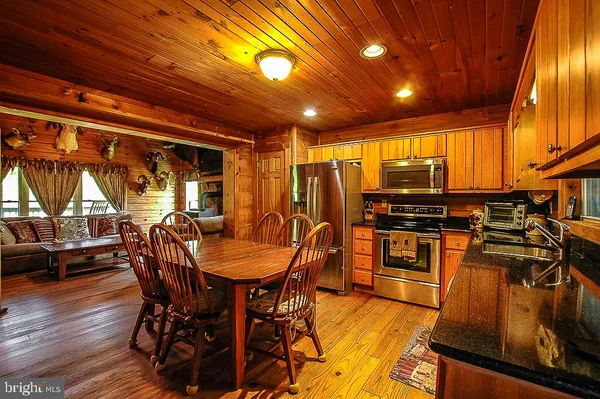 $264,900 | 1755 Cranesville Road, Terra Alta, WV 26764