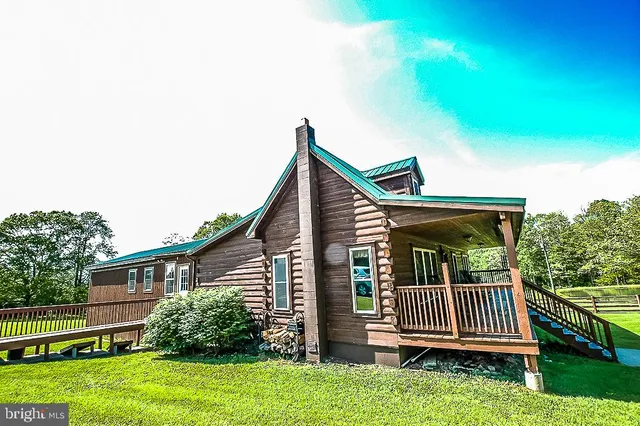 $264,900 | 1755 Cranesville Road, Terra Alta, WV 26764