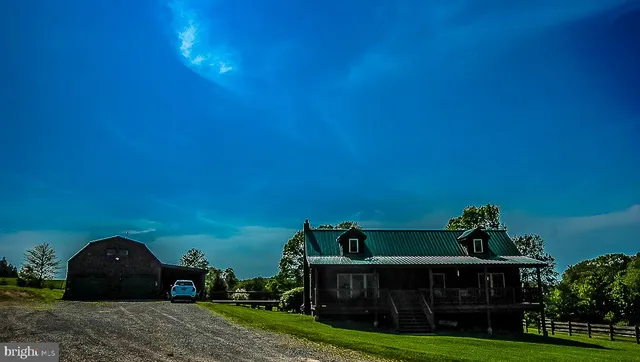 $264,900 | 1755 Cranesville Road, Terra Alta, WV 26764