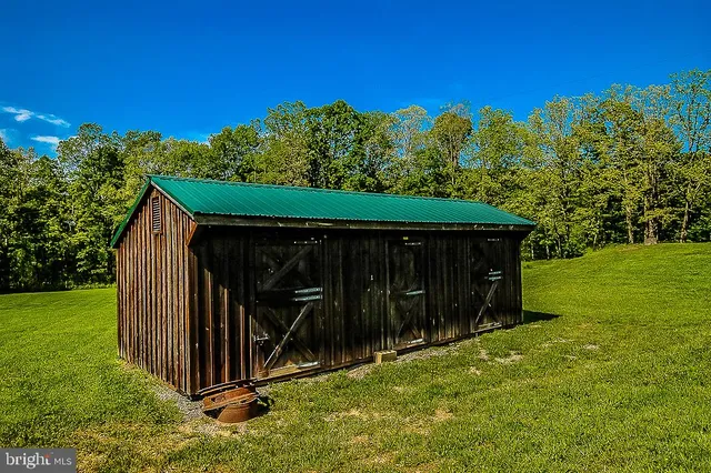 $264,900 | 1755 Cranesville Road, Terra Alta, WV 26764