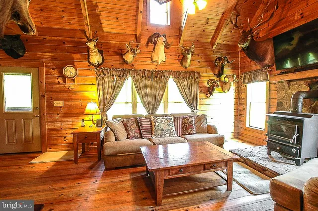 $264,900 | 1755 Cranesville Road, Terra Alta, WV 26764