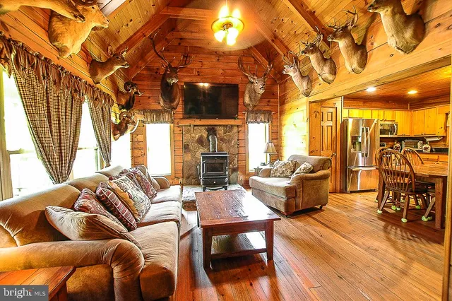 $264,900 | 1755 Cranesville Road, Terra Alta, WV 26764