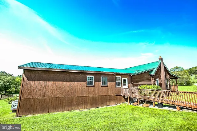 $264,900 | 1755 Cranesville Road, Terra Alta, WV 26764