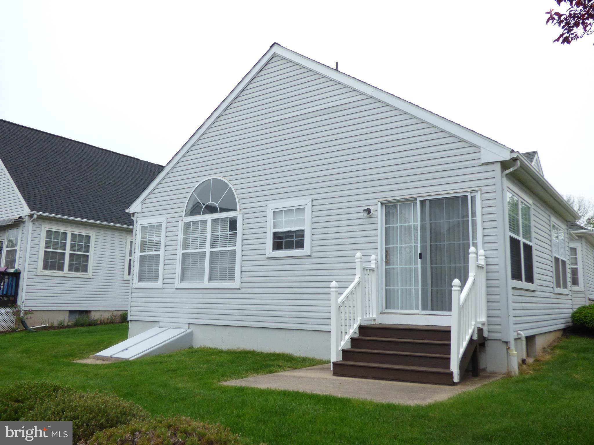 33 Longcross Road Royersford, PA 19468 - Photo 4 of 22 Exterior Back